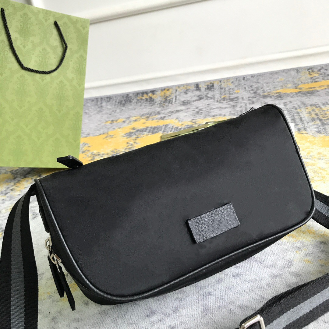 Men Fanny pack Nylon canvas Wallet Women black Chest bag Shoulder Bags 449182 Classic Luxury Crossbody Bag Purse Designer Handbag 3colors
Men Fanny pack Nylon canvas Wallet Women black Chest bag Shoulder Bags 449182 Classic Luxury Crossbody Bag Purse Designer Handbag 3colors