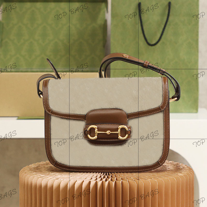 Designer bag Classic Women Shoulder Bags Fashion Handbags Real Leather Female Crossbody Bag Gold Silver Hardware flap with logo 2 sizes and 2 color, White
Designer bag Classic Women Shoulder Bags Fashion Handbags Real Leather Female Crossbody Bag Gold Silver Hardware flap with logo 2 sizes and 2 color, White