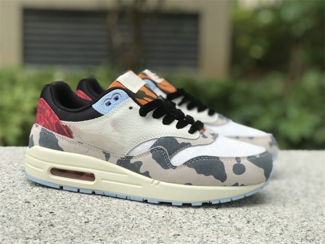 Fashion Tennis Running Shoes Maxs 1s Tiger 87 retro runner shoe Mens streetwear Trendy Leisure Sneakers
Fashion Tennis Running Shoes Maxs 1s Tiger 87 retro runner shoe Mens streetwear Trendy Leisure Sneakers