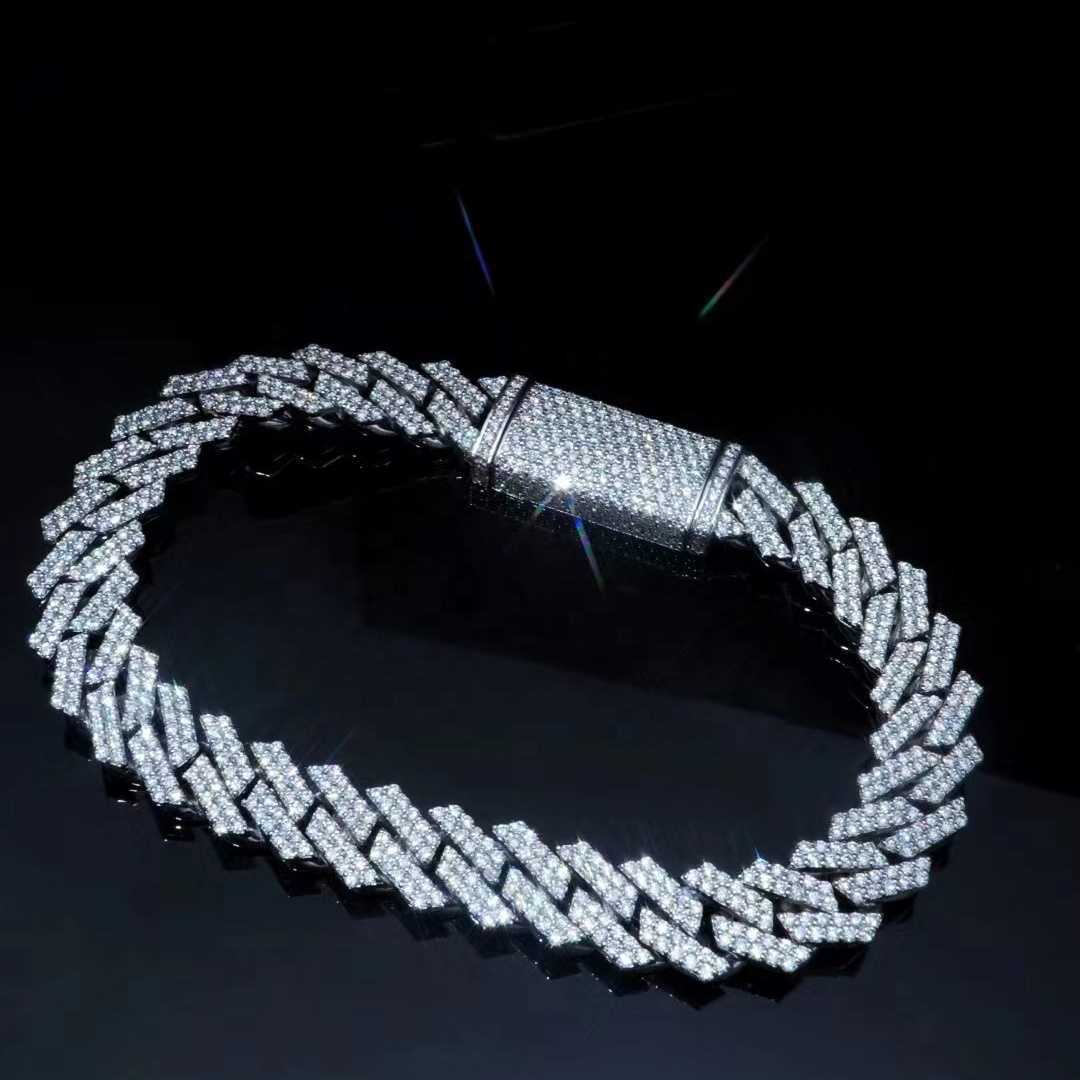 Fashion Hip Hop Jewelry Iced Out Def Moissanite Diamond Rapper Necklace Bracelet Silver Cuban Link Chain Moissanite Chain
Fashion Hip Hop Jewelry Iced Out Def Moissanite Diamond Rapper Necklace Bracelet Silver Cuban Link Chain Moissanite Chain