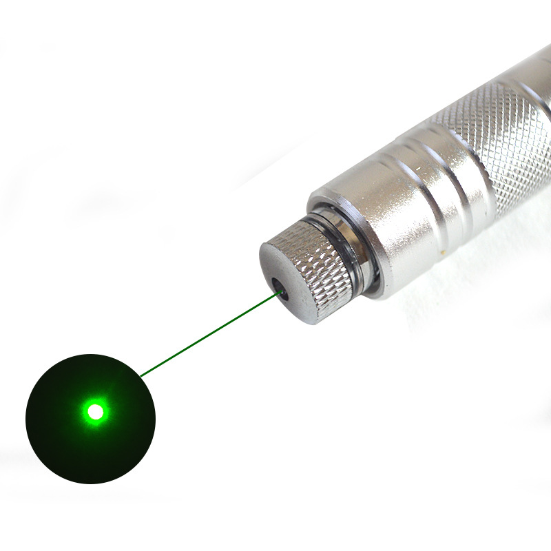 710 USB charger Laser Pointers Green Light 532nm Adjustable Focus Laser Pen with Box Package