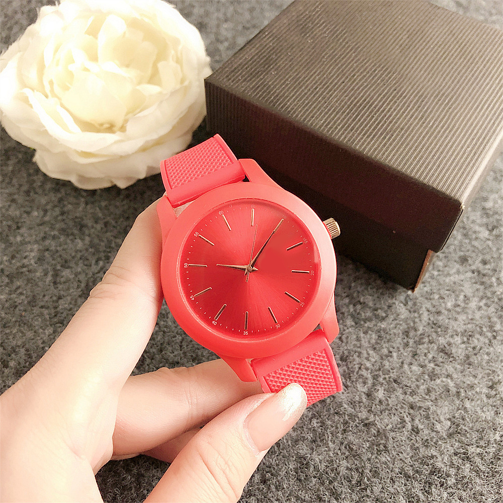 Full Brand Wrist Watch Men Women Crocodile Style With Logo Silicone Band Quartz Clock LA19, Black
Full Brand Wrist Watch Men Women Crocodile Style With Logo Silicone Band Quartz Clock LA19, Black