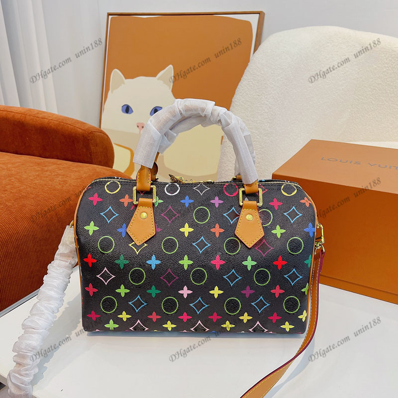 23SS Womens Luxurys Designers Totes Bag Speedy Patent Leather Handbags Printing Flowers Pillow Shouder Crossbody Women Handbag Pouch Purse 30cm, White
23SS Womens Luxurys Designers Totes Bag Speedy Patent Leather Handbags Printing Flowers Pillow Shouder Crossbody Women Handbag Pouch Purse 30cm, White