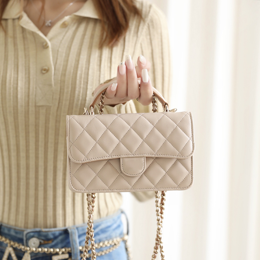 10A TOP quality designer bag shoulder handbag 17.2cm sheepskin chain bag lady crossbody bag With box C518