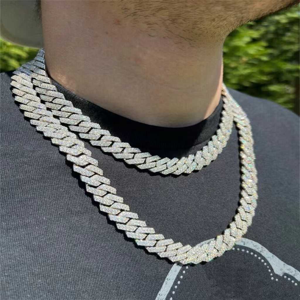 Kaopu Fien Jewelry Thick 14mm Moissanite Prong Cuban Link Chain 925 Silver Iced Pass Diamond Tester Moissanite Chain
Kaopu Fien Jewelry Thick 14mm Moissanite Prong Cuban Link Chain 925 Silver Iced Pass Diamond Tester Moissanite Chain