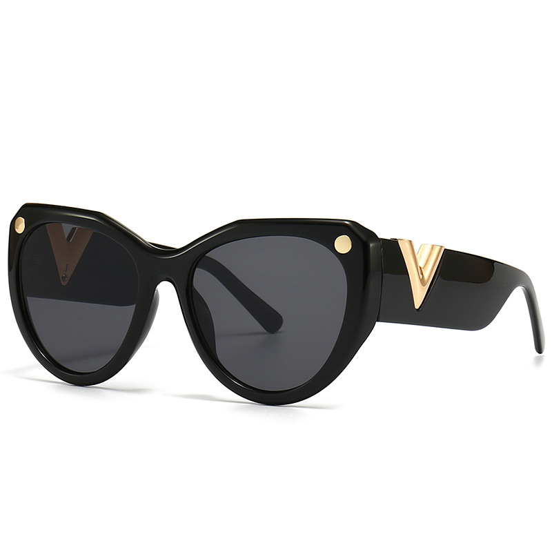 Fashion Designer Sunglasses Classic Eyeglasses Goggle Outdoor Beach Sun Glasses For Man Woman
Fashion Designer Sunglasses Classic Eyeglasses Goggle Outdoor Beach Sun Glasses For Man Woman