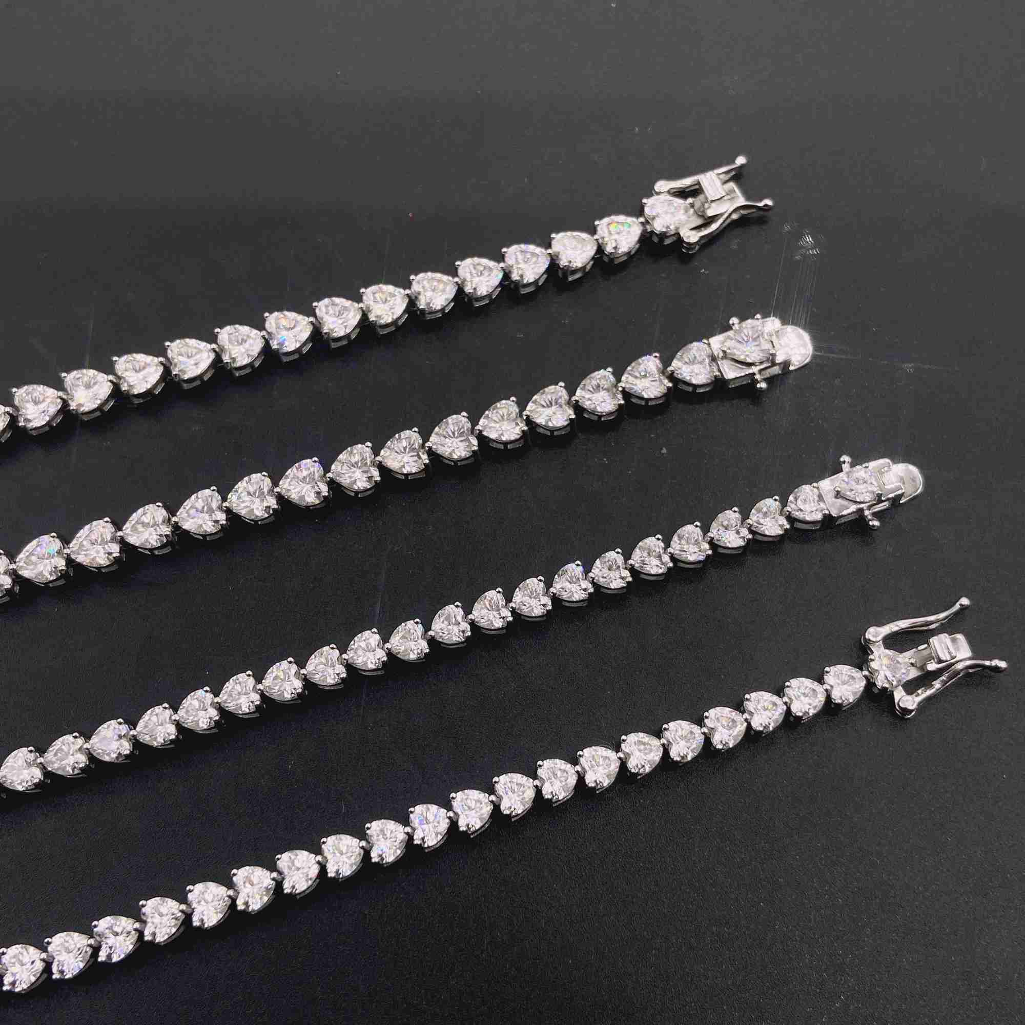 Heart Cut Vvs Diamond Sterling Silver 925 Bracelet Necklaces Women Moissnaite Tennis Chain Necklace
Heart Cut Vvs Diamond Sterling Silver 925 Bracelet Necklaces Women Moissnaite Tennis Chain Necklace