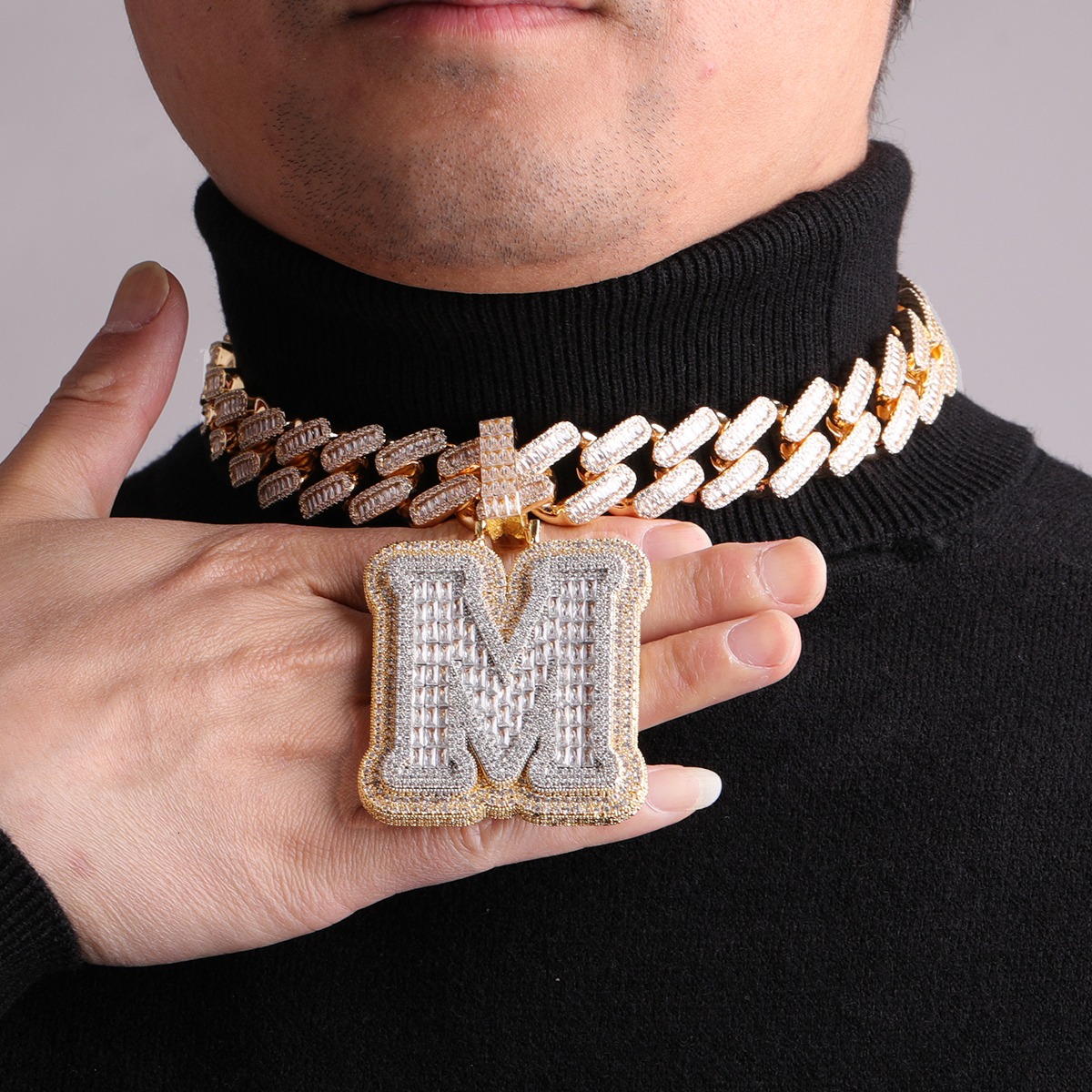 Charms Bubble Letter A~Z Single Bagel Men's Original Necklace Ice Out Pendant Hip Hop Rock Rap Singer Jewelry 230512