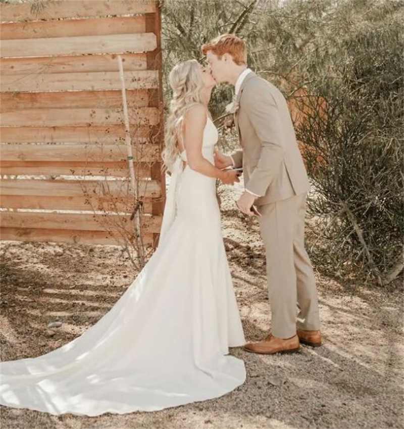 Korean Soft Satin Boho Wedding Dress 2023 Sexy Backless Spaghetti Straps Mermaid Bohemain Bridal Dresses Sweep Train Beach Bride robe mariee Femme ves