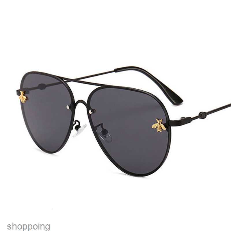 2023 Brand Design Sunglasses Women Men Designer Good Quality Fashion Metal Oversized Sun Glasses Vintage Female Male Uv4007abx
2023 Brand Design Sunglasses Women Men Designer Good Quality Fashion Metal Oversized Sun Glasses Vintage Female Male Uv4007abx