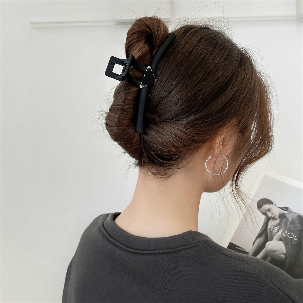 Womens Designer Clips For Ladies Girls Brand Large Geometric Hairpin Crab Claw Clip Hair Accessories Free shipping