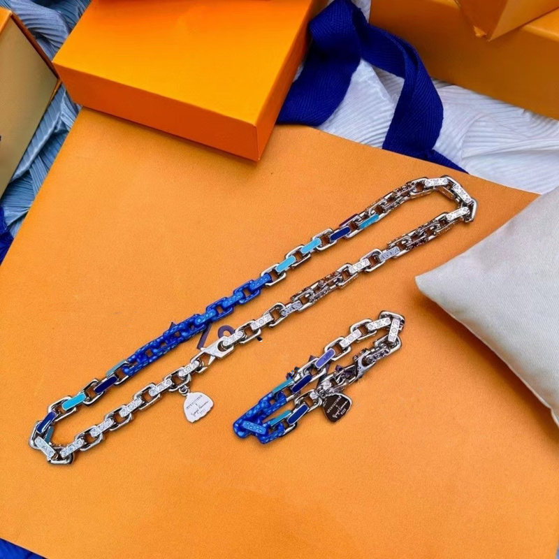 New Luxury Japanese Artist Design Jewelry Men's Chains pumpkin Necklace Blue Silver Spliced Bracelet Fashion Accessories Holiday Gift
New Luxury Japanese Artist Design Jewelry Men's Chains pumpkin Necklace Blue Silver Spliced Bracelet Fashion Accessories Holiday Gift