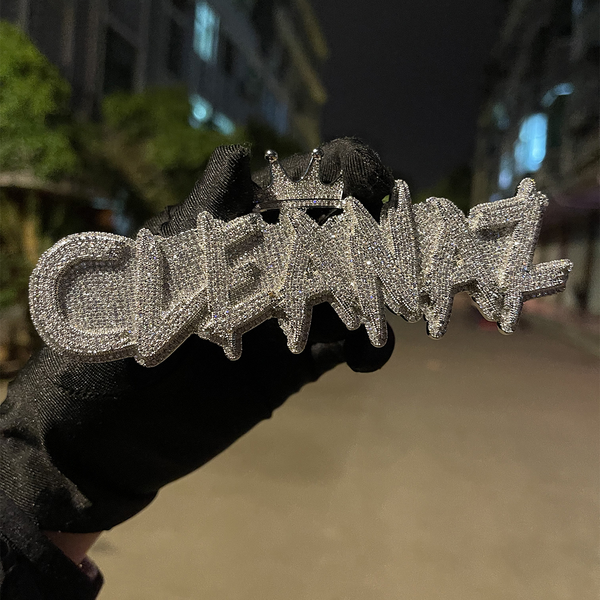 Charms Bubble Letter Name Necklace Personalized Customization Jewelry Platinum Chromium Crown Blind Window Rap Singer Sparkling Charm Hip Hop Trend 23