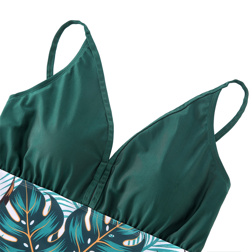 Family Matching Outfits Summer Famliy Swimsuits Mom Dad and Children Swimwear Look Mommy Me OnePiece Swimsuit 230512