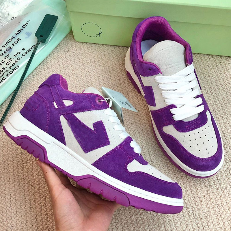 Italian designer Vintage Suede Sports Shoes OW Sneakers Fashion Mens Women Simple classic casual shoe with tonal arrows at sides and leather button
Italian designer Vintage Suede Sports Shoes OW Sneakers Fashion Mens Women Simple classic casual shoe with tonal arrows at sides and leather button
