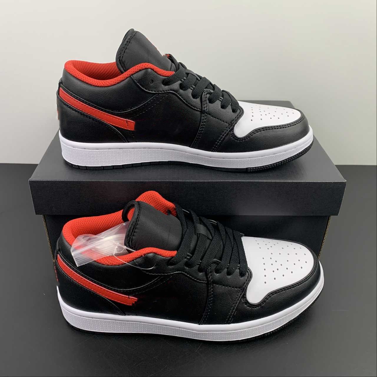 Basketball Shoes Jumpman 1 LOW Black Fire Red White 1S OG Men/Women Sport Sneaker With Original Box
Basketball Shoes Jumpman 1 LOW Black Fire Red White 1S OG Men/Women Sport Sneaker With Original Box