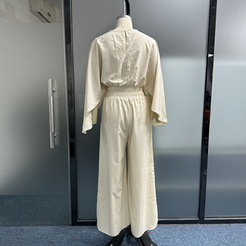 Women's Two Piece Pants LIYONG Women Jumpsuit Sexy V Neck Solid Color Bat Long Sleeve Nipped Waist Loose Wide Legs Casual Pants Romper High Stree