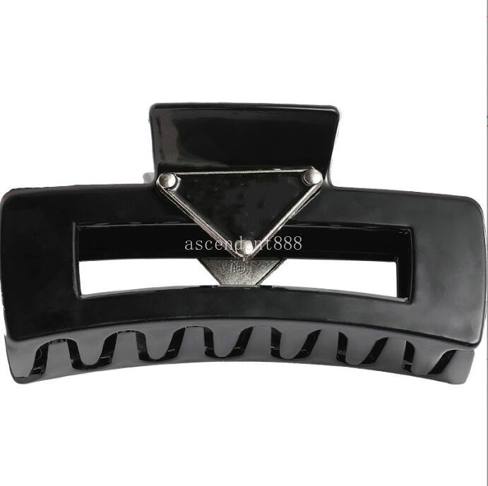 Womens Designer Clips For Ladies Girls Brand Triangle Claw Fashion Classic Letters Hairpins Hair clip Free shipping