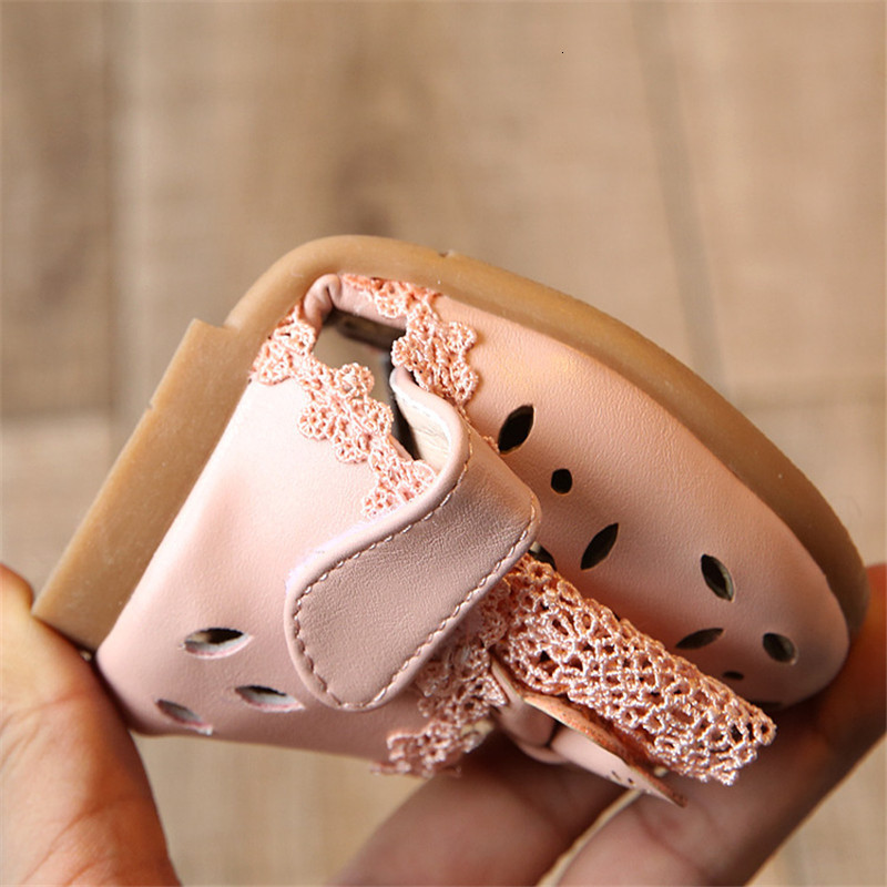 Sandals Summer Kids Shoes Fashion Leathers Sweet Children Sandals For Girls Toddler Baby Breathable Hoolow Out Bow Shoes for girls 230515