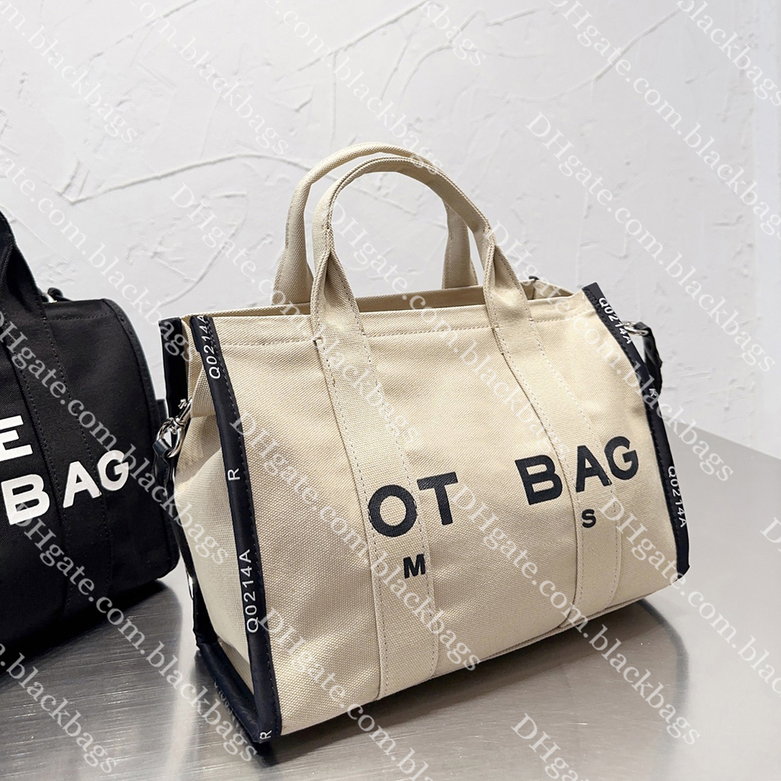 Designer Tote Bag Classic Jacquard Canvas Handbag Luxury Women Crossbody Totes Bags Fashion Letter Handbags, Khaki
Designer Tote Bag Classic Jacquard Canvas Handbag Luxury Women Crossbody Totes Bags Fashion Letter Handbags, Khaki