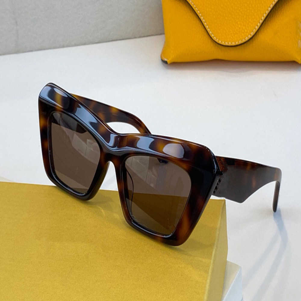 60Sunglasses 40036 Fashion New Sunglasses Retro Full Frame Sun Glasses Vintage Punk Style Eyewear Top Quality Uv400 Protection with Caseq8xv
60Sunglasses 40036 Fashion New Sunglasses Retro Full Frame Sun Glasses Vintage Punk Style Eyewear Top Quality Uv400 Protection with Caseq8xv