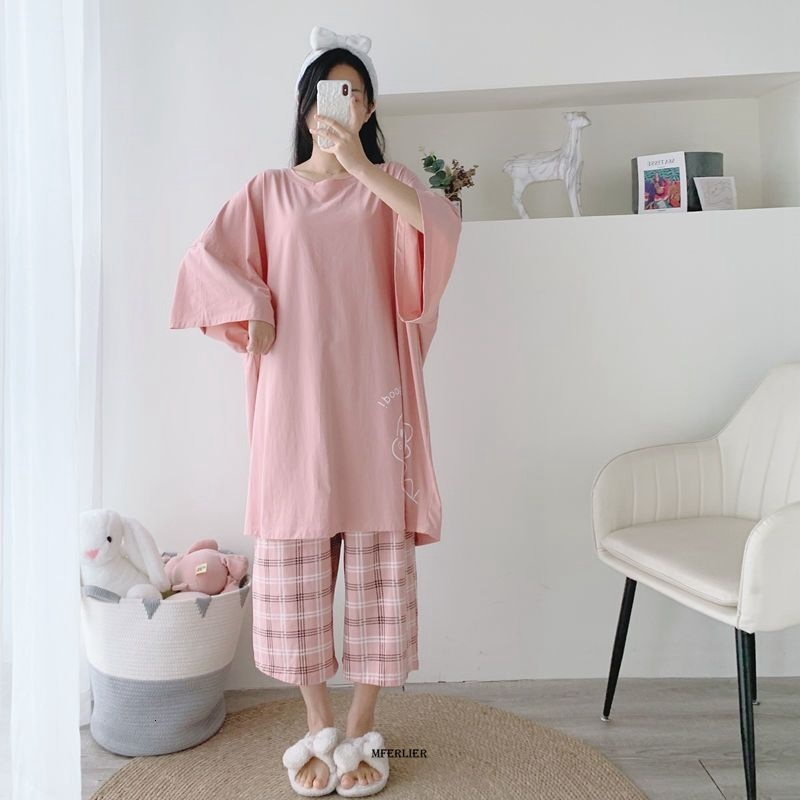 Women's Sleepwear Large Size 6XL 150KG Summer Women Pajamas Set O Neck Short Sleeve Tops and Calf-length pants Black Sweet Sleepwear Pajamas Suit