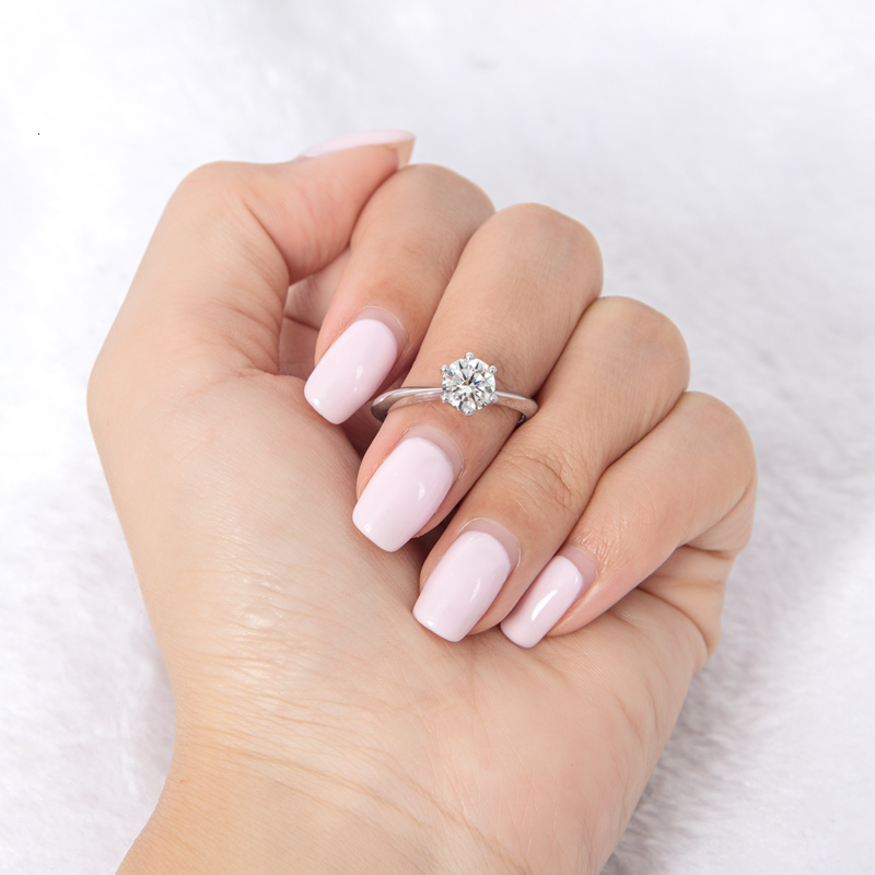 Solitaire Ring IOGOU Ring Women's Trend 1 Mosanite Solitaire Engagement Ring Certified 925 Silver 18K Platinum Exquisite Jewelry 230512