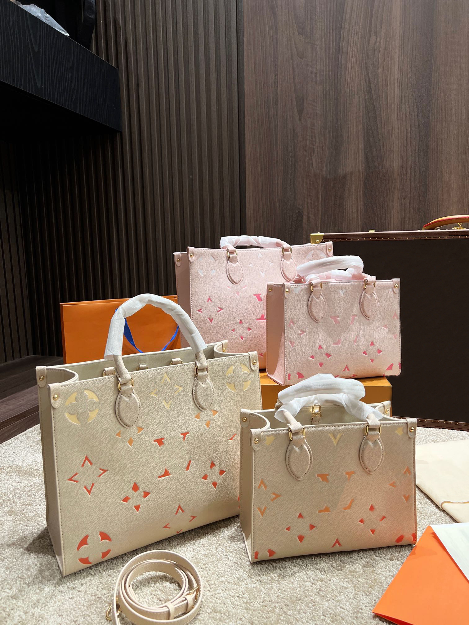 TZ Designer Bags Classic Printed onthego tote bags Large Capacity Commuter Handbags Fashion Crossbody Shoulder Bag Women Luxurys Shopping Bag Outdoor totes 34/25CM, Pink 25cm
TZ Designer Bags Classic Printed onthego tote bags Large Capacity Commuter Handbags Fashion Crossbody Shoulder Bag Women Luxurys Shopping Bag Outdoor totes 34/25CM, Pink 25cm