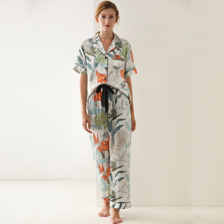 Women's Sleepwear Satin Pajamas with Leaf Printed Cool Summer Short-Sleeved Long Pants Pajamas Lace-up Cardigan Sleep Tops V-neck Women Pajamas 2