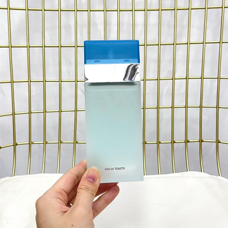 perfume parfum designer cologne perfumes fragrances for women lady spray 100ml light blue EDT woody floral notes highest quality and fast fr
perfume parfum designer cologne perfumes fragrances for women lady spray 100ml light blue EDT woody floral notes highest quality and fast fr