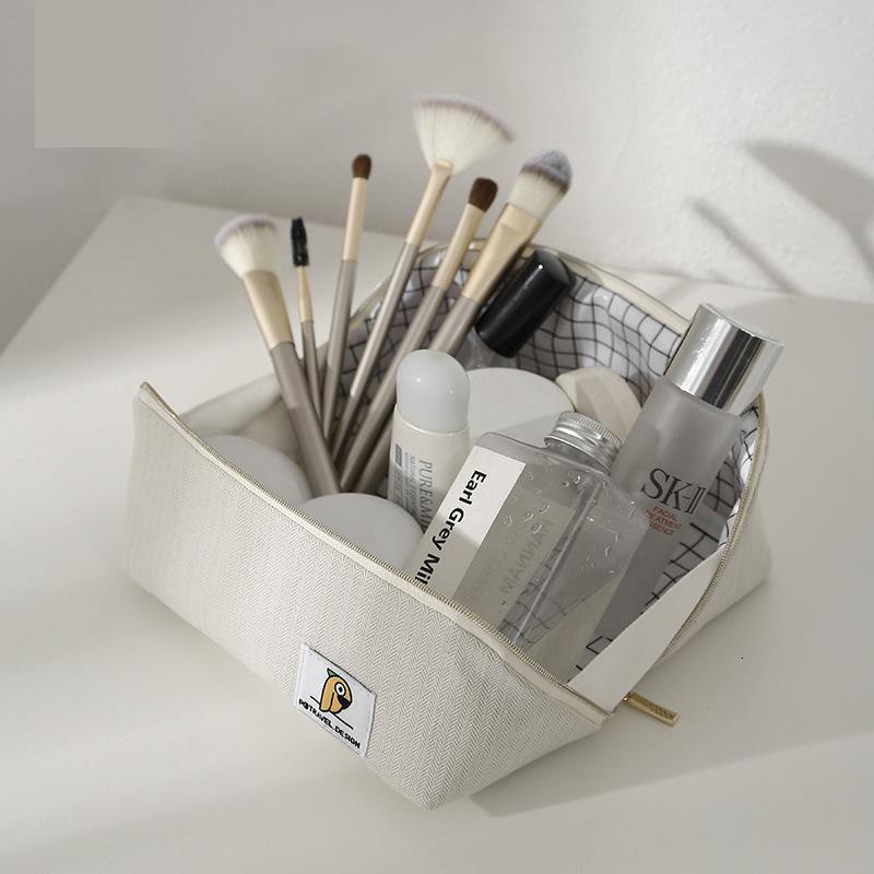 Cosmetic Bags Cases High Quality Cosmetic Bag Women Fashion Makeup Bag Inside PVC Waterproof Neceser Mujer Make Up Bag Toiletry Bag Kosmetyczka 230515