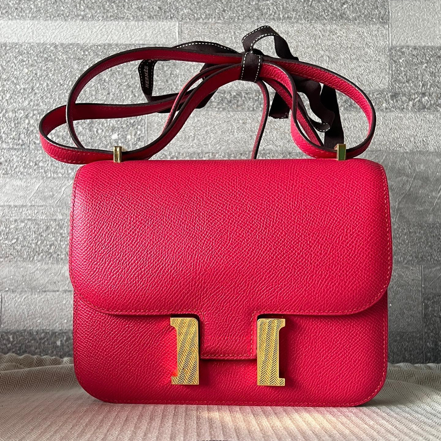 Women's 1 1 Designer Cross body constance hermee bag Fashion Cleo Shoulder hobo Luxurys handbag Genuine Leather brown pm bags mens small tote clutch flap messenger bag, White
Women's 1 1 Designer Cross body constance hermee bag Fashion Cleo Shoulder hobo Luxurys handbag Genuine Leather brown pm bags mens small tote clutch flap messenger bag, White