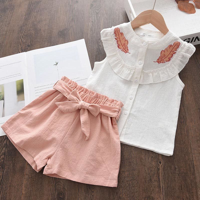 Clothing Sets Bear Leader Kid Baby Girls Feather Clothes Summer Sleeveless Tops Bandage Shorts Fashion Lovely 2 7 Years 230512