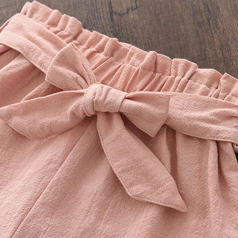 Clothing Sets Bear Leader Kid Baby Girls Feather Clothes Summer Sleeveless Tops Bandage Shorts Fashion Lovely 2 7 Years 230512