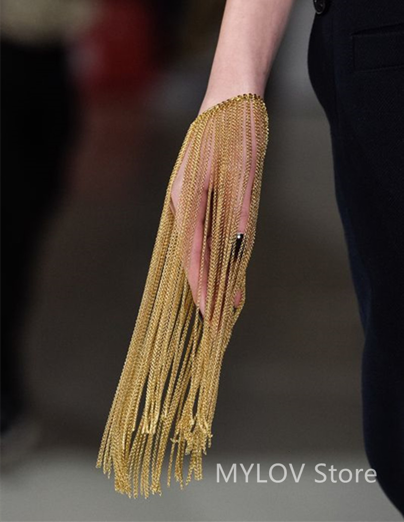 Chain Free Delivery of Fashion Tassel Bracelet Jewelry Bracelet Chain Jewelry Selling 230512