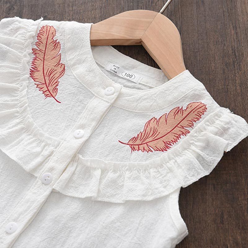 Clothing Sets Bear Leader Kid Baby Girls Feather Clothes Summer Sleeveless Tops Bandage Shorts Fashion Lovely 2 7 Years 230512