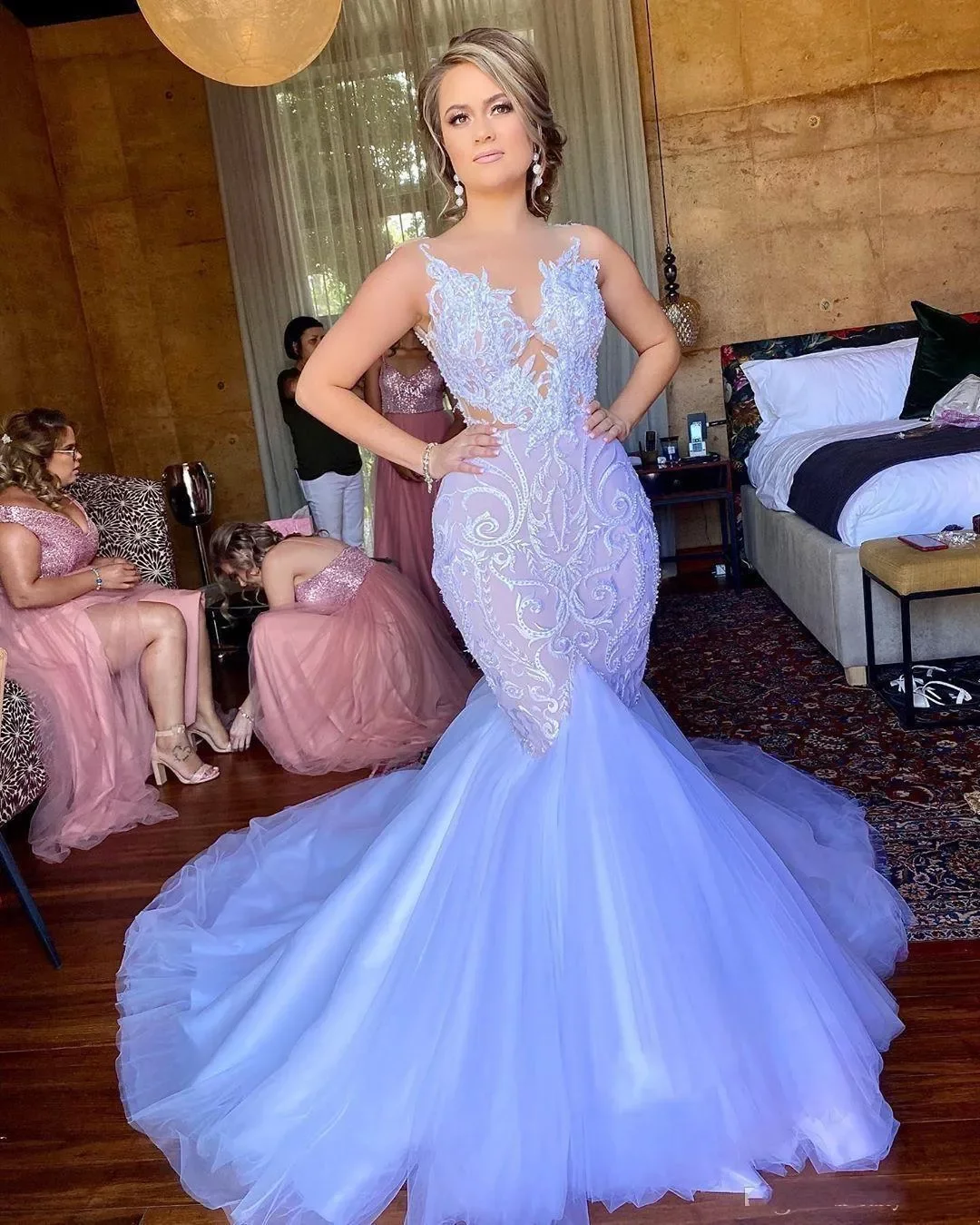 Ebi Arabic Aso Sexy Vintage Mermaid Lace Beaded Sheer Neck Bridal Dresses Cheap Backless Wedding Gowns Cg002