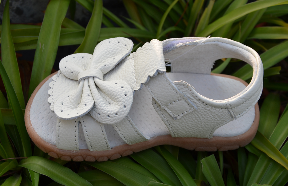 Sandals genuine leather girls sandals white summer walker shoes with butterfly antislip sole kids toddler 12.3-18.3 insole 230515
