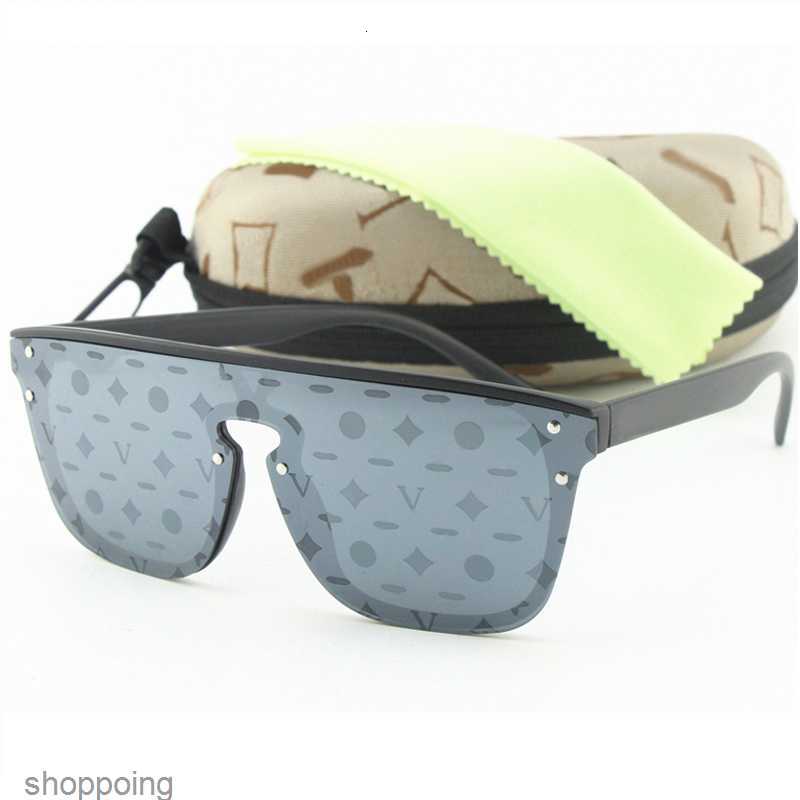 New Square Fashion Sunglasses for Men Women Black Frame Silver Mirror Flower Letter Lens Driving Brand Sun Glasses Outdoor Sports Eyewear with Boxkodd
New Square Fashion Sunglasses for Men Women Black Frame Silver Mirror Flower Letter Lens Driving Brand Sun Glasses Outdoor Sports Eyewear with Boxkodd