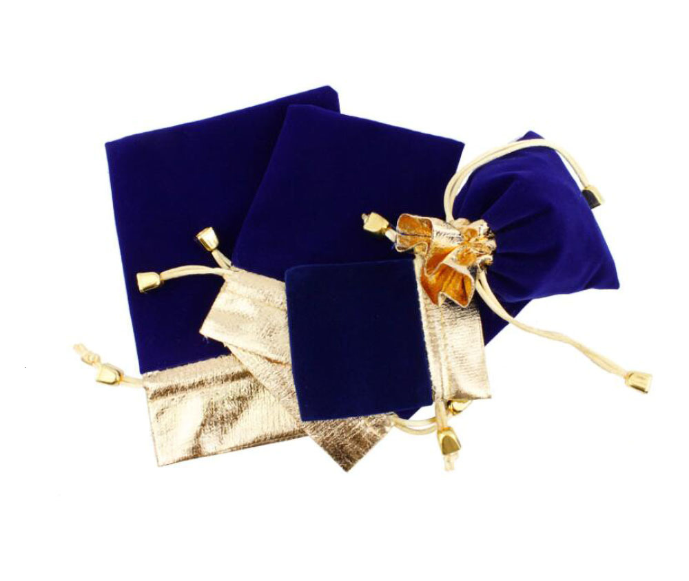 Jewelry Pouches Bags 50PcsLot Multi Size Elegant Red Velvet Pouch Gift Drawstring Pocket Bag Wedding Candy Jewlery Packing bag Can Customized 230512