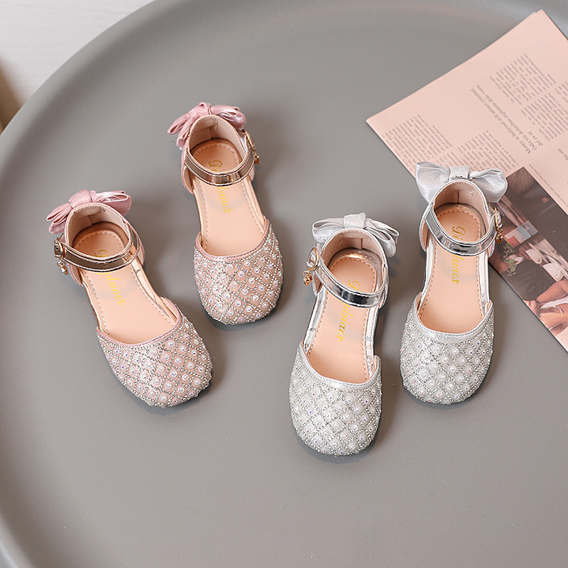 Sandals Baywell Children Sandals Pearl Bow Wedding Princess Girls Sandal Party Dance Baby Flats Kids Performance Shoes 230515