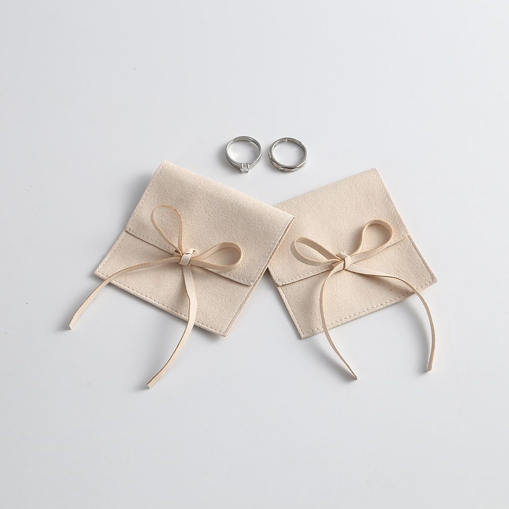 Jewelry Boxes Beige Microfiber Jewelry Suede Velvet Jewelry Small Envelope Bag with Rope Jewelry Packaging Pouch Wedding Favors Gift Party 230512