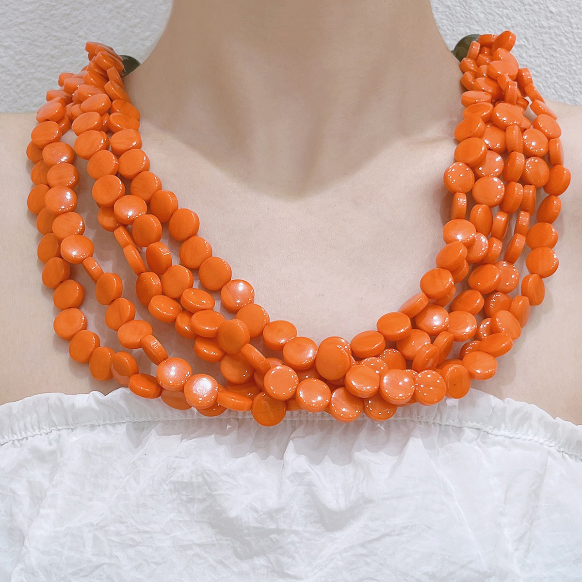 Pendant Necklaces Fashion Colorful Resin Beads Women's Short Necklace Summer Bohemian Laminated Large Pendant Necklace Retro Fashion Jewelry 2305