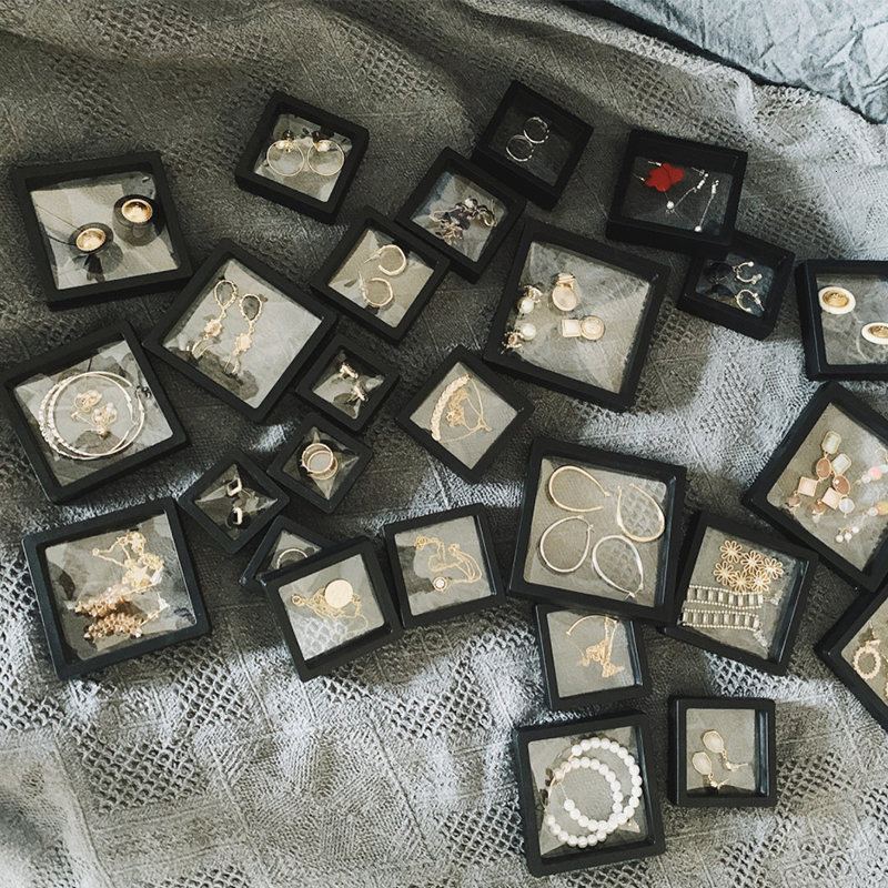 Jewelry Boxes 10pcslot Transparent Jewelry Display Box Case Ring Necklace Bracelet Organized 3D Floating Square Frame Storage Collection 230512