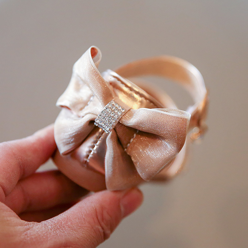 Sandals Baywell Children Sandals Pearl Bow Wedding Princess Girls Sandal Party Dance Baby Flats Kids Performance Shoes 230515