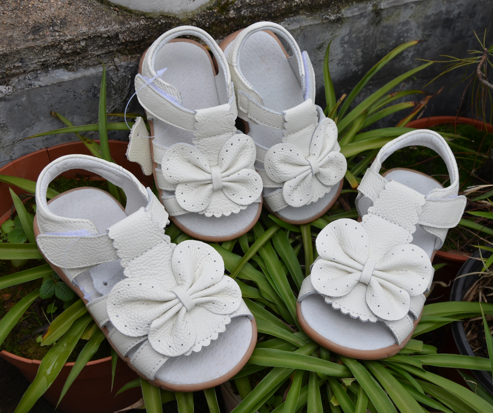 Sandals genuine leather girls sandals white summer walker shoes with butterfly antislip sole kids toddler 12.3-18.3 insole 230515
