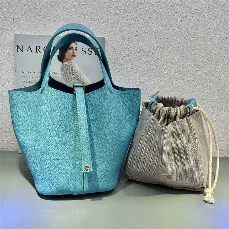 Authentic Totes Picotin Women's Luxury Bags 2023 Leather Women's Bag Togo Top Layer Cow Leather h Home Vegetable Basket Bucket Bag Handbag Large Capacity, Golden brown
Authentic Totes Picotin Women's Luxury Bags 2023 Leather Women's Bag Togo Top Layer Cow Leather h Home Vegetable Basket Bucket Bag Handbag Large Capacity, Golden brown