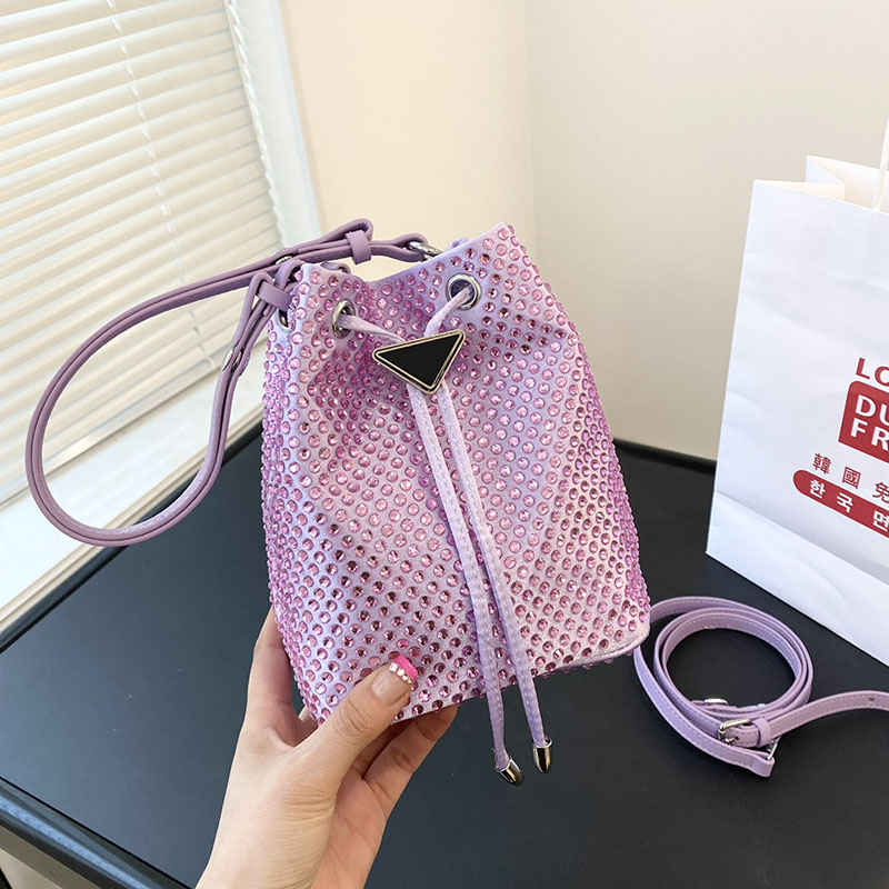 Handbag Designer Bag Bag Wallet Pocket Diamond Bucket Bag Solid Color Crystal Shoulder Cross Body Bag Shopping Shoulder Daily Classic Brand Bags Size 13 20 cm, Fuchsia
Handbag Designer Bag Bag Wallet Pocket Diamond Bucket Bag Solid Color Crystal Shoulder Cross Body Bag Shopping Shoulder Daily Classic Brand Bags Size 13 20 cm, Fuchsia