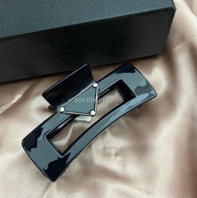 Womens Designer Clips For Ladies Girls Brand Triangle Claw Fashion Classic Letters Hairpins Hair clip Free shipping