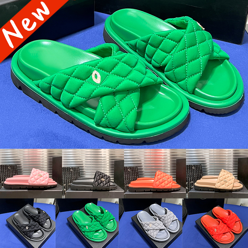 Designer Pool Pillow Mules Women Sandals Channel platform Slippers slides womens flat Mule pillow sliders Suede quilted Embossed Slide summer slipper beach Sandal
Designer Pool Pillow Mules Women Sandals Channel platform Slippers slides womens flat Mule pillow sliders Suede quilted Embossed Slide summer slipper beach Sandal